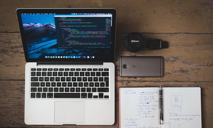 An integrated e-commerce solution uses the existing business logic and data from your ERP to power your web store